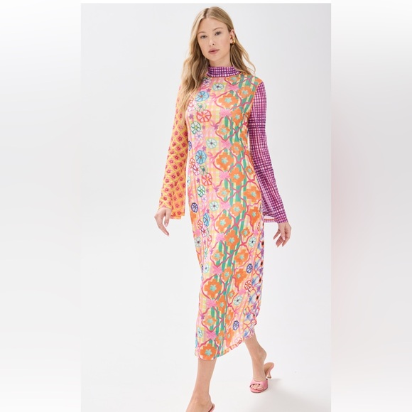 CeliaB Multicolor Long Sleeve Maxi Dress - Picture 4 of 10